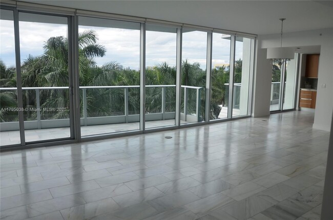 Foto del edificio - 2627 S Bayshore Dr
