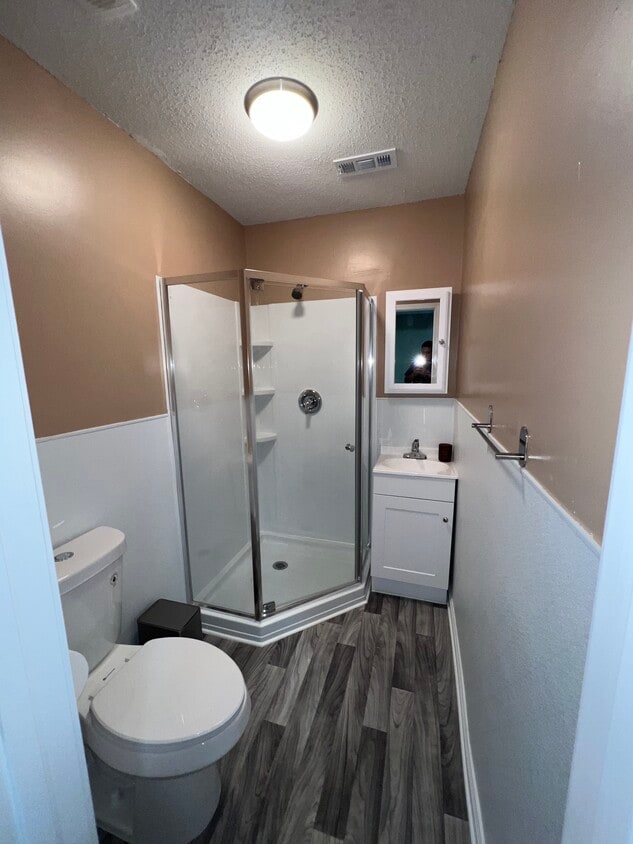 Foto del edificio - 4667 Derby Loop