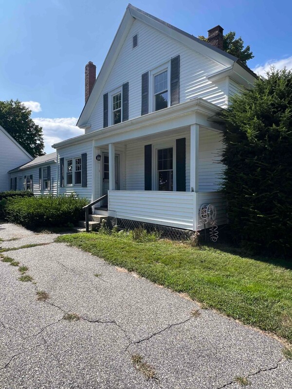 Foto principal - 57 Shaker Rd
