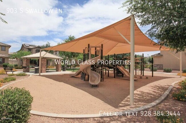 Foto del edificio - 903 S Swallow Ln