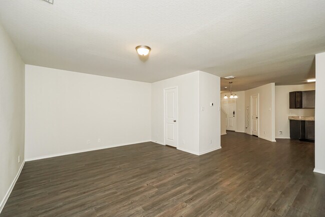 Foto del edificio - Somerset Trails - 9331 Somers Branch, San ...