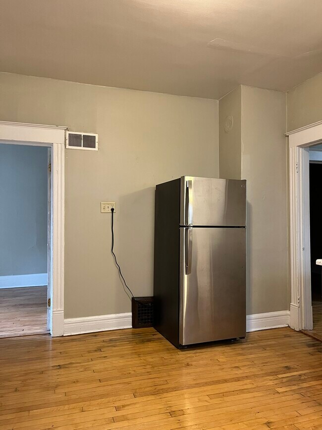 Foto del edificio - 333 E Lincoln Ave