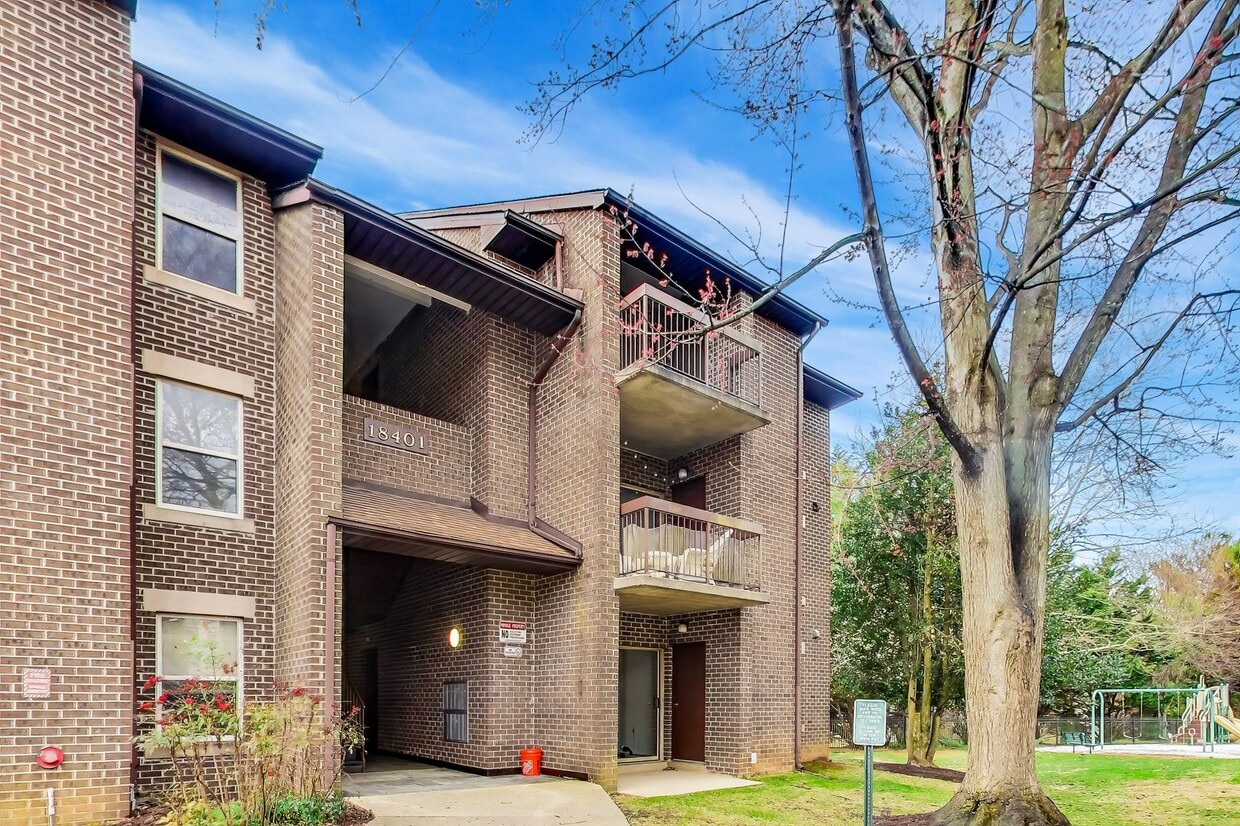 Ground Level Condo in Gaithersburg - 1 bed, 1 bath - Ground Level Condo in Gaithersburg - 1 bed, 1 bath