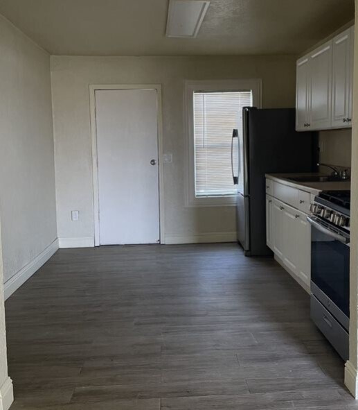 Building Photo - 9894 Vidaurri Ln