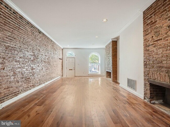 Foto del edificio - 833 Light St