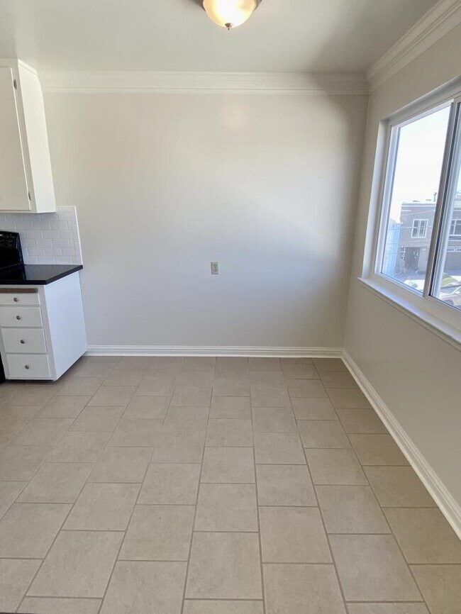Foto del edificio - 1 bedroom in San Francisco CA 94116
