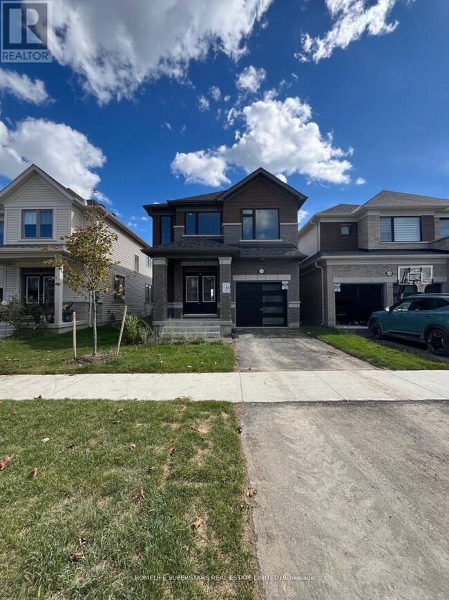 Building Photo - 1110 Denton Dr