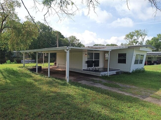 Building Photo - 3366 Maple Ln