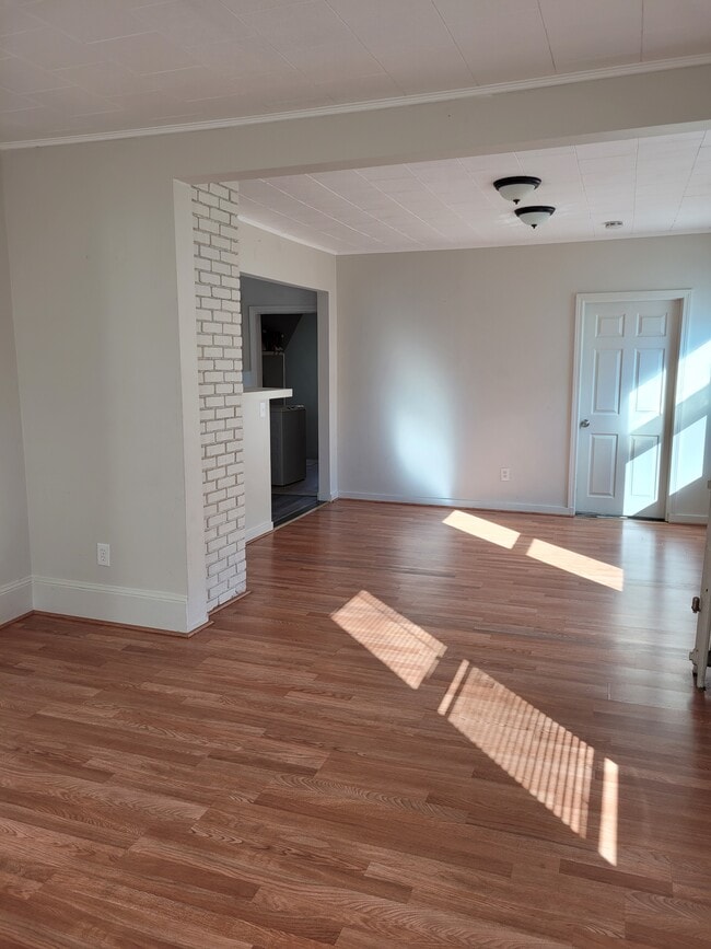 Building Photo - 9 Shawmut Ter