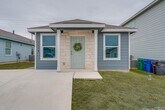 Foto principal - Super cute 3 Bedroom 2 Bath Home Southside...