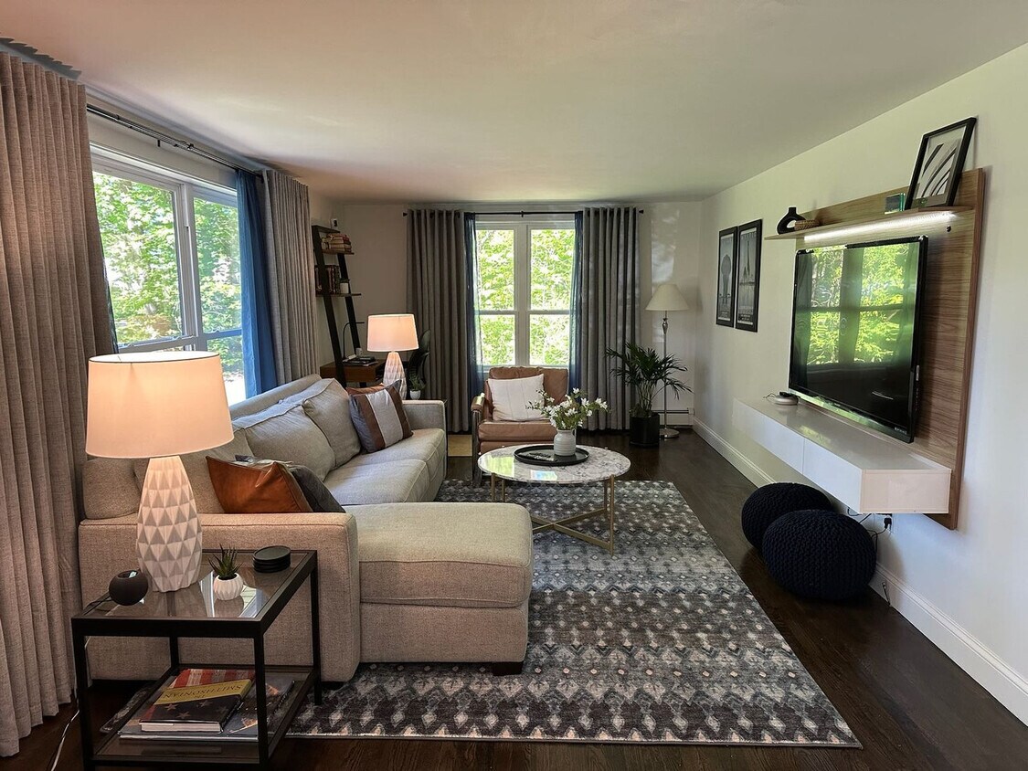 Foto principal - 6 Nancy Ln