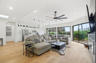 Building Photo - 8989 N Gainey Center Dr