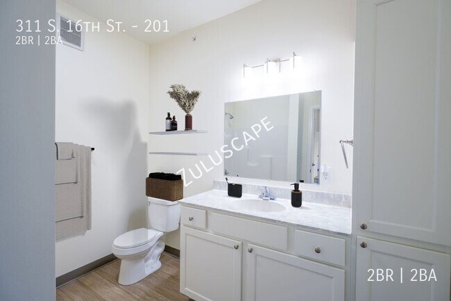 Foto del edificio - 311 S 16th St