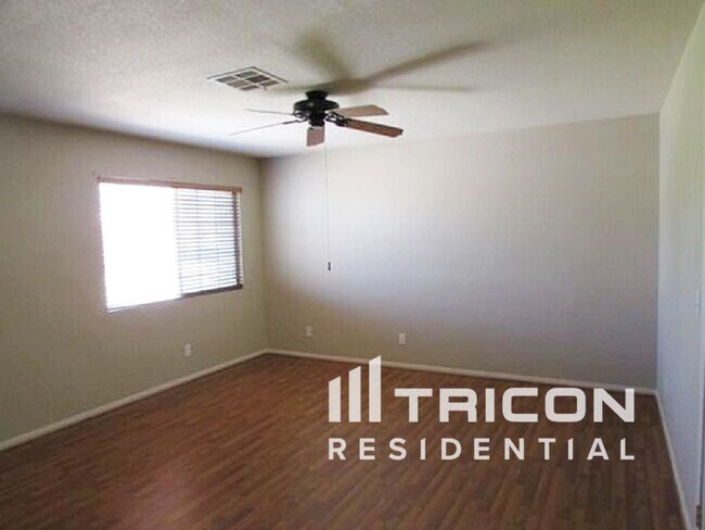 Foto del edificio - 2881 Deep Creek Ln
