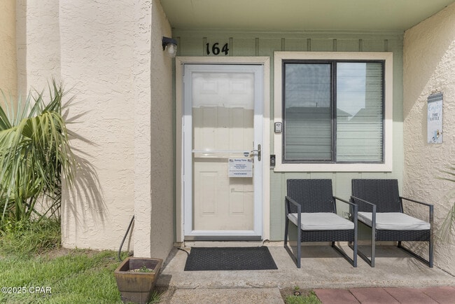 Foto del edificio - 164 Robin Ln