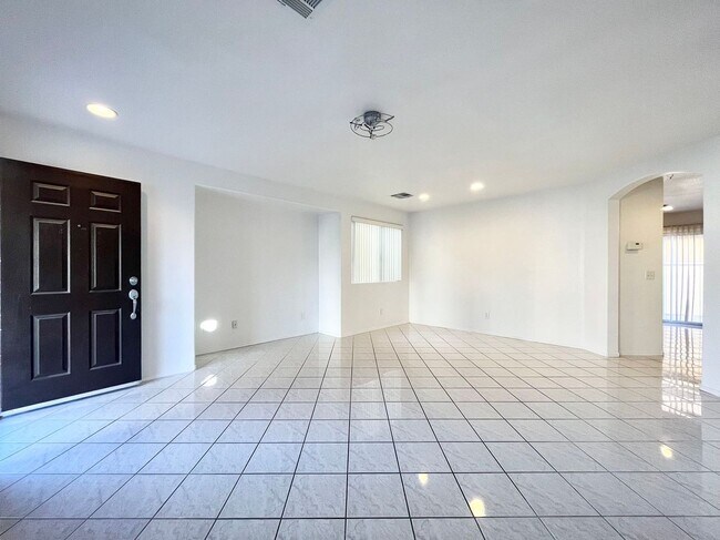 Foto del edificio - 1019 Monte De Oro Ave