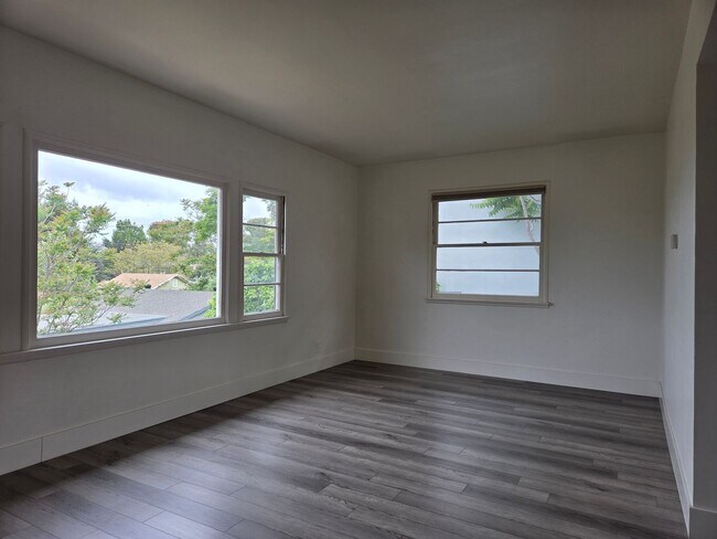 Foto del edificio - Move-In Ready 2-Bedroom Escondido Charmer!...