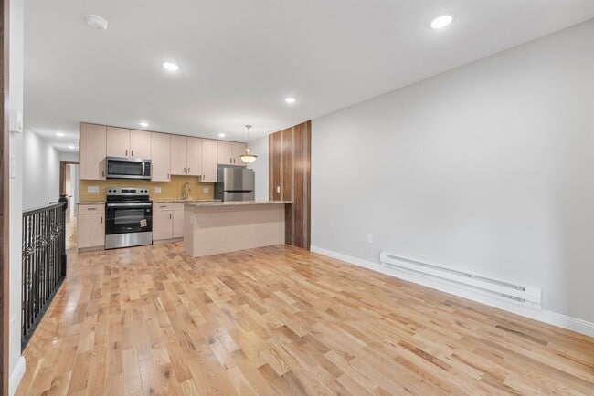 Photo - 6122 Walnut St Apartment