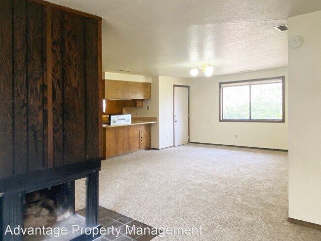 Foto del edificio - 3 br, 1.5 bath House - 4197 NW Bittersweet...