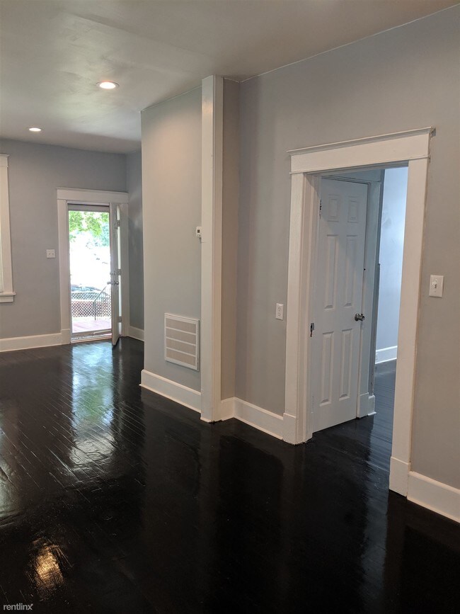 Building Photo - 2 br, 2 bath House - 711 Bancroft Ave