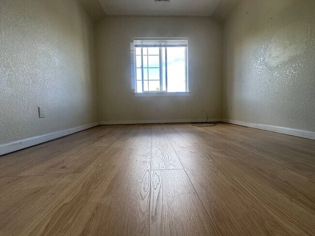 Foto del edificio - 3100 SE 122nd Ave