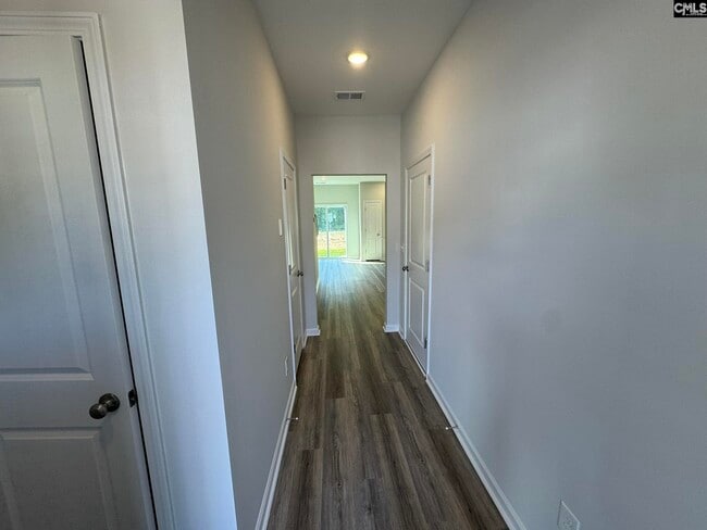 Building Photo - 2038 Armada Rd