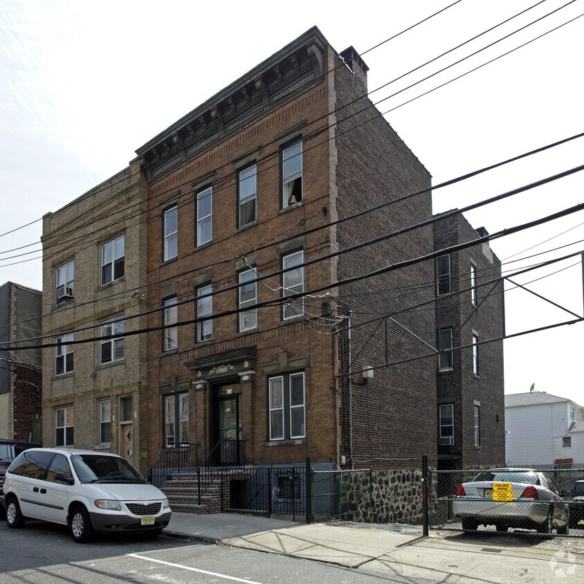 Foto del edificio - 511 51st St
