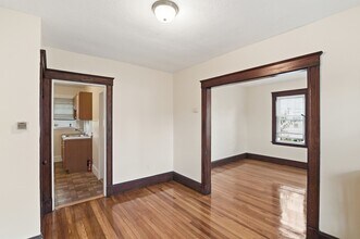 Building Photo - 60 Raycroft St