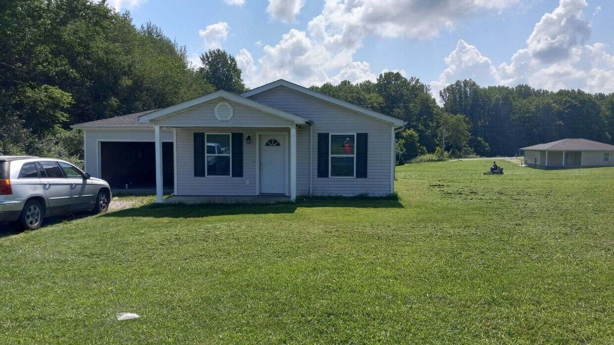 Primary Photo - 3 Bedroom 2 Bath 1 Car Garage