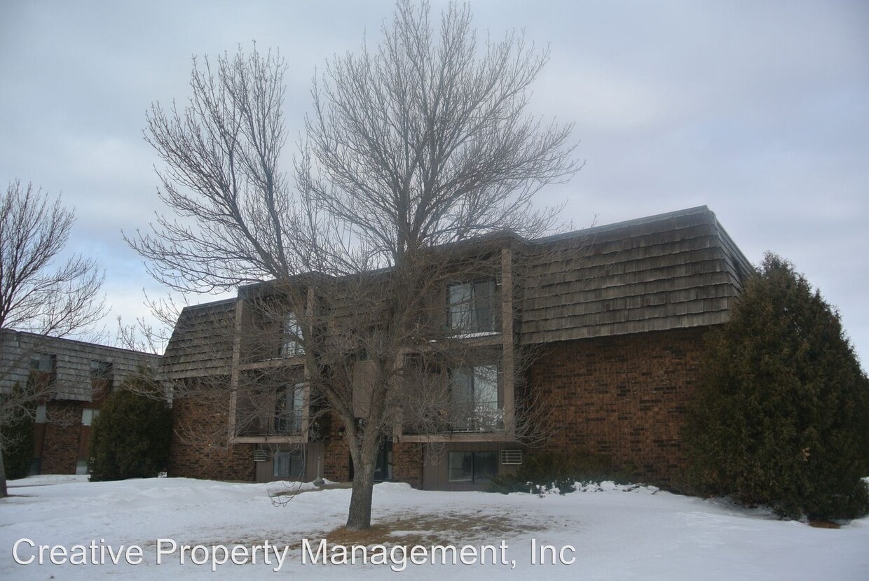 Primary Photo - 1440 32nd Ave SW