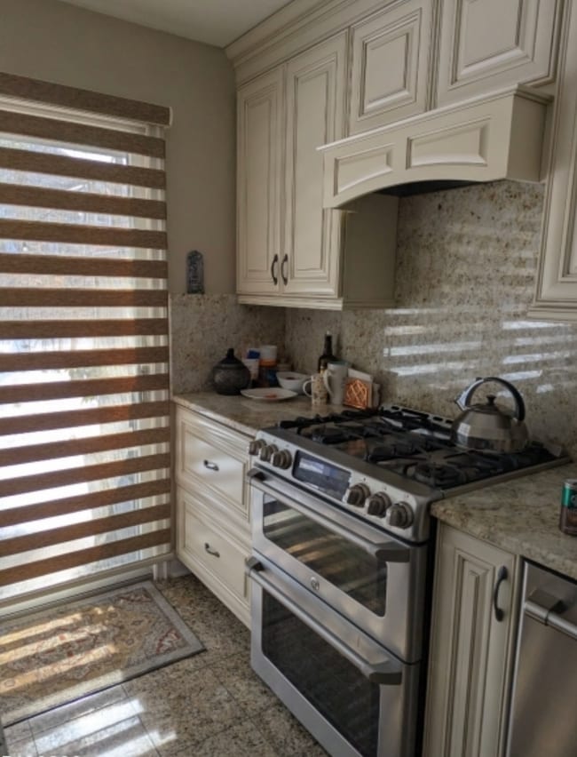 Building Photo - 47 Eton Ct