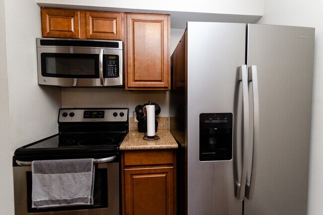 Foto del edificio - 3300 Yorktown St