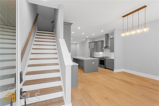 Foto del edificio - 342 Gibson St SE