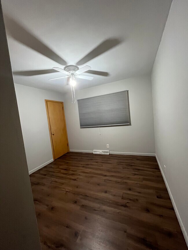 3er dormitorio - 1231 Harmony Dr