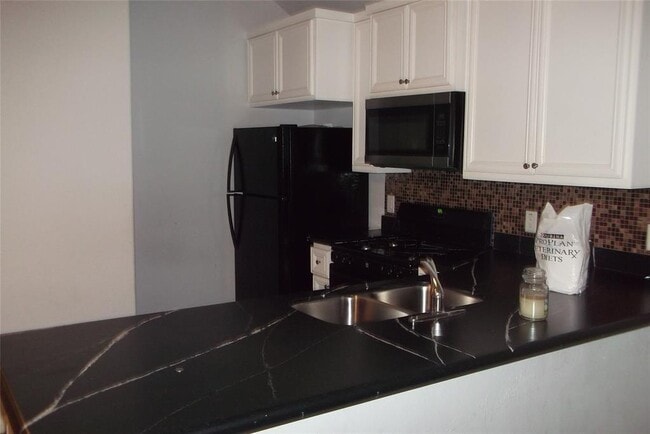 Building Photo - 4218 Mallow St
