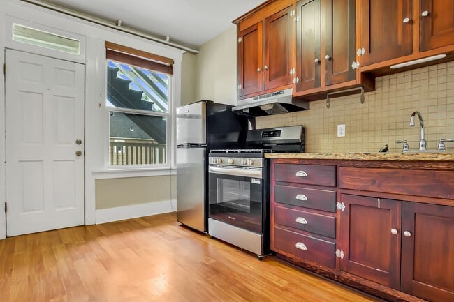 Interior Photo - The Schultz