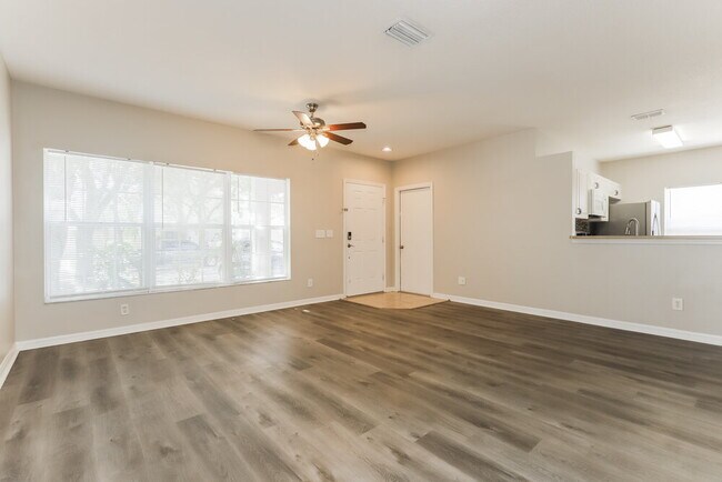 Building Photo - 454 Summer Sails Dr