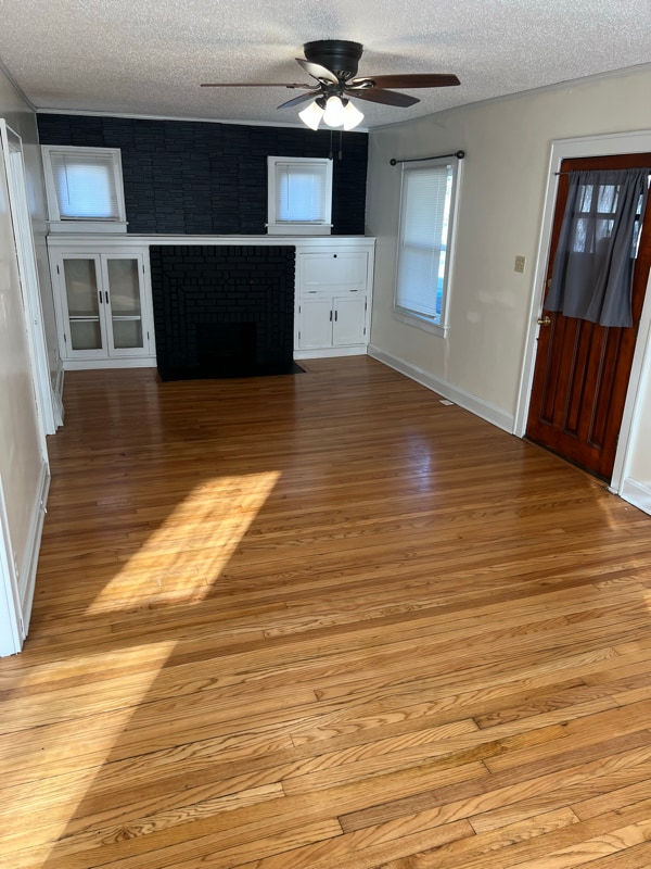 Building Photo - 8512 Woodland Ave