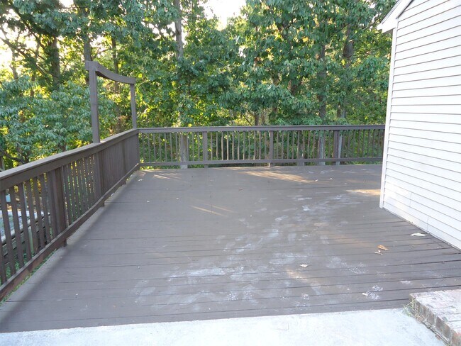 Foto del edificio - 163 Country Park Dr