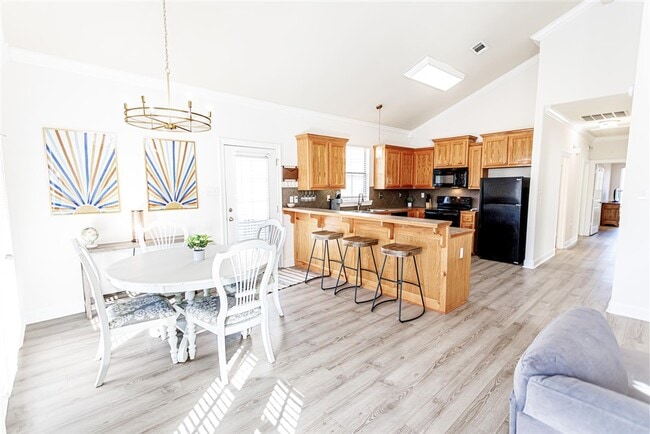 Foto del edificio - 38035 Post Office Rd