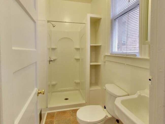 Foto del edificio - bedroom in San Francisco CA 94109