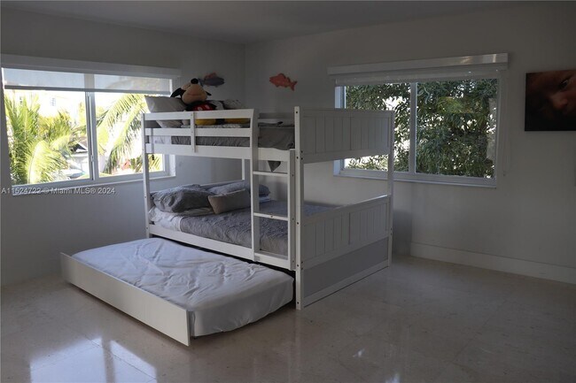 Foto del edificio - 64 N Blackwater Ln
