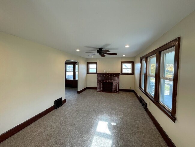 Foto del edificio - 1172 Tulip St