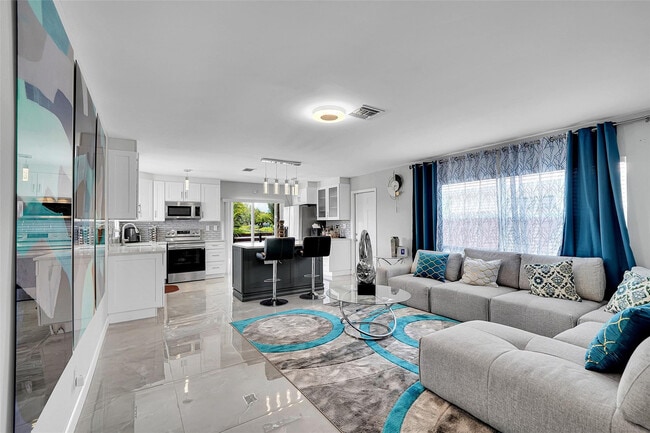 Foto del edificio - 7506 SW 7th Ct