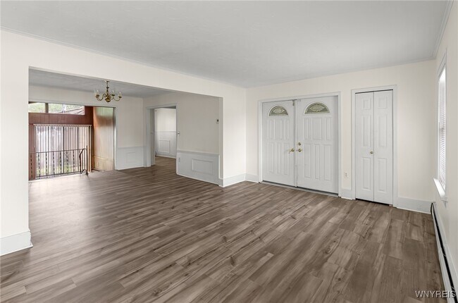 Foto del edificio - 8511 Sheridan Dr