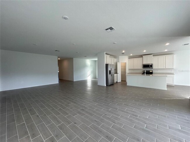 Building Photo - 12419 NW 139th Dr