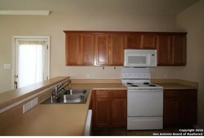 Foto del edificio - 7103 Norman Ln