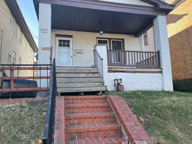 Foto del edificio - 1445 Alabama Ave