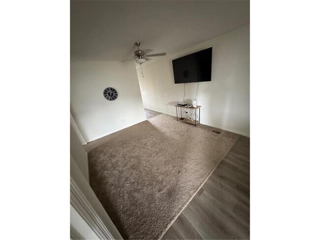 Foto del edificio - 39873 Fallbrook Ave