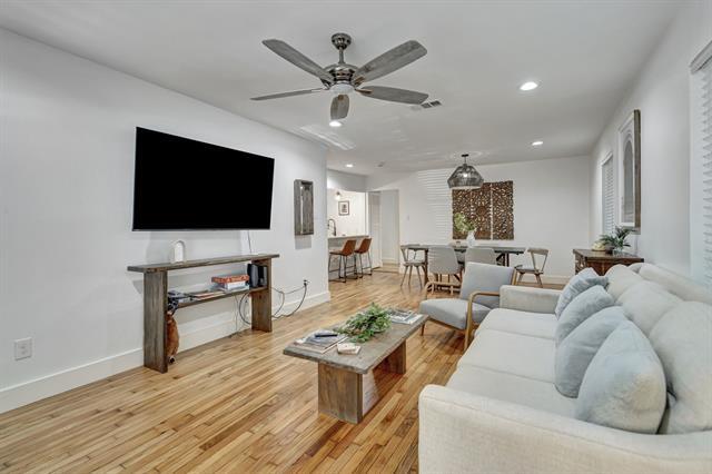Foto del edificio - 6906 Webster St